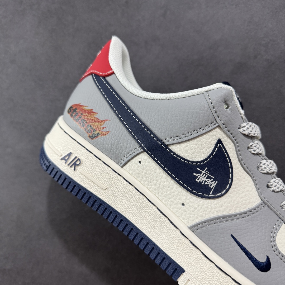 定制版海外限量发售NIke Air Force 1 '07 Low “斯图西联名——双拼火焰”空军一号 低帮 运动鞋 XS1958-555