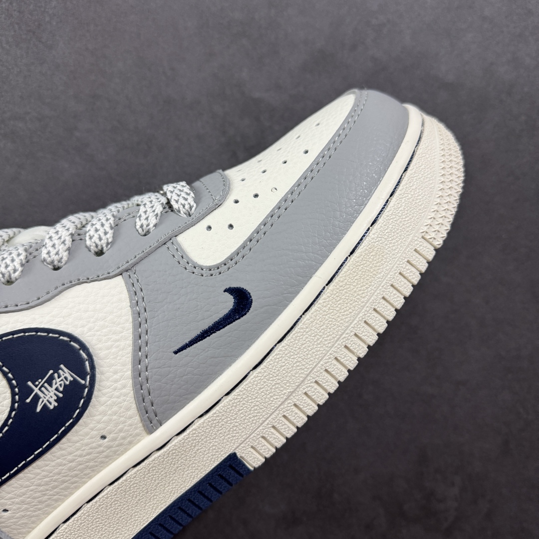 定制版海外限量发售NIke Air Force 1 '07 Low “斯图西联名——双拼火焰”空军一号 低帮 运动鞋 XS1958-555