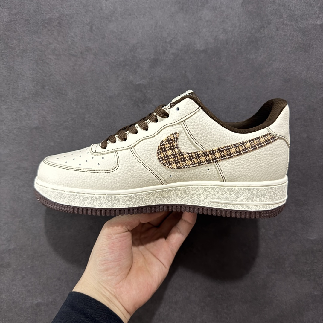 260 定制版海外限量发售！NIke Air Force 1 '07 Low “Bape联名——米棕花格”空军一号 低帮 运动鞋 DF0188-052
