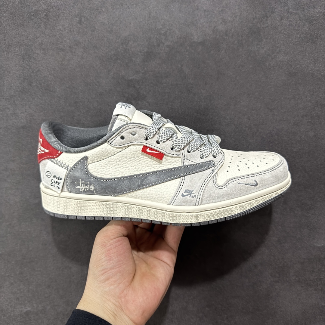280 定制版Travis Scott x Fragment Design x Air Jordan 1 Low SP AJ1 乔1 斯图西联名 灰红织布 低帮文化休闲板鞋 YX5066-300