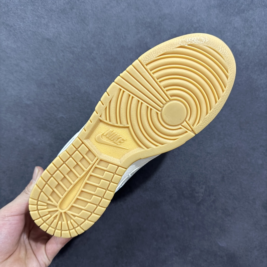 定制版Nike SB Dunk Low 斯图西联名 卡通生胶 JJ2508-557