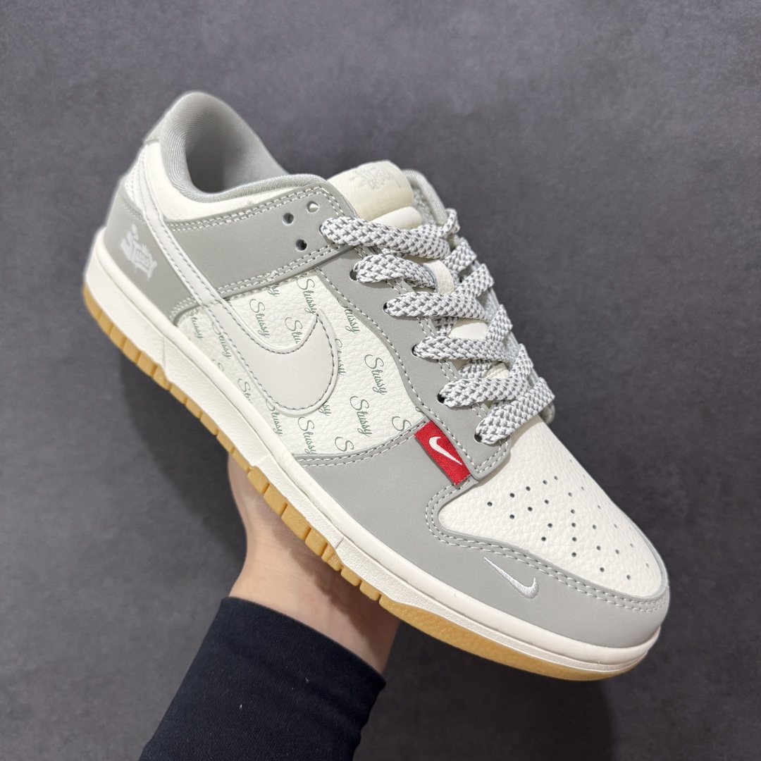 定制版Nike SB Dunk Low 斯图西联名 卡通生胶 JJ2508-557