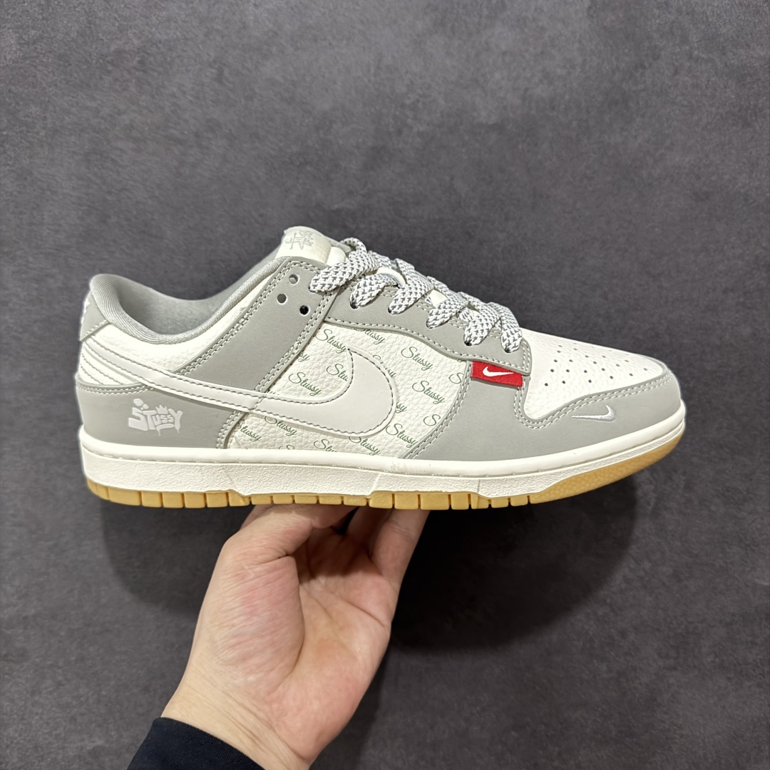 定制版Nike SB Dunk Low 斯图西联名 卡通生胶 JJ2508-557