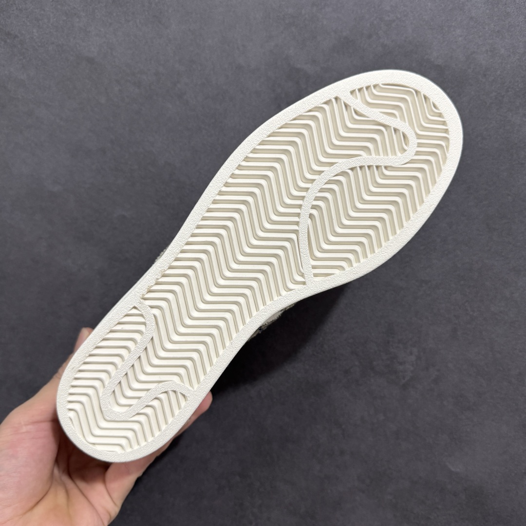 
【定制版】AD Originals Superstar x GUCCI 白红
采用全新头层拼接皮革材