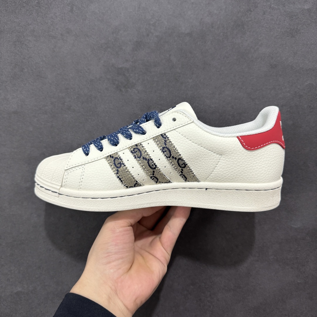  
【定制版】AD Originals Superstar x GUCCI 白红
采用全新头层拼接皮革材