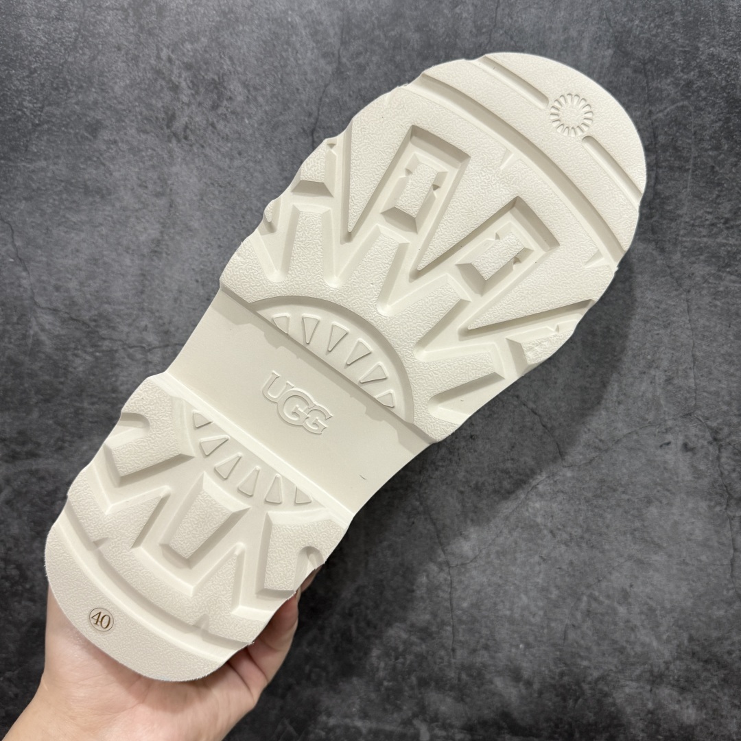 
【纯原版】UGG 2025 春季新款 Hybird 塔斯曼系列男鞋#
鞋面采用牛剖层 内里透气网面 
