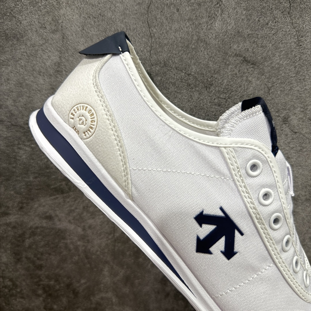 图片[7]-【公司级】DESCENTE CHRON 迪桑特 帆布一脚蹬 复古透气休闲鞋 轻松方便的一脚蹬设计 搭配轻质弹性鞋底 脚感舒适 简洁的帆布鞋面设计适用于多场景穿搭 适合技术路线单日徒步穿着， 舒适而有支撑性，使您充满信心 尺码：36-44（半）-选品中心