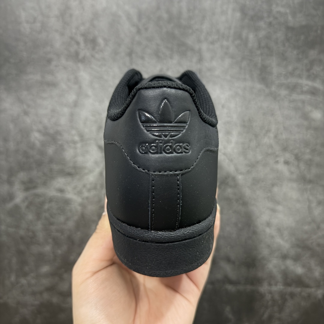 
【奥莱正品单】过验级 Adidas Original Superstar 纯黑贝壳头 EG4957


