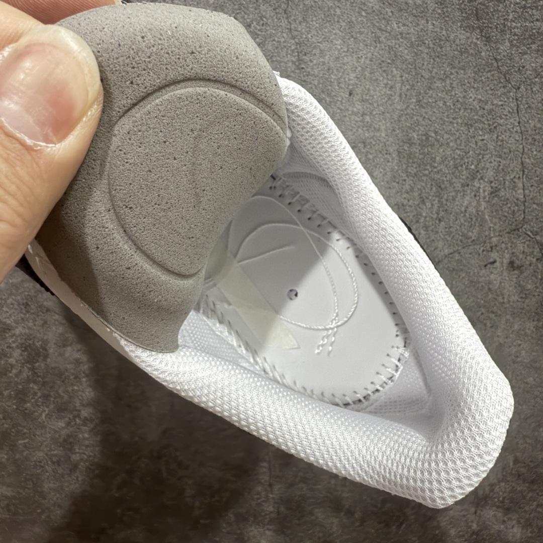 图片[10]-【奥莱正品单】过验级 Adidas Original Superstar 纯白贝壳头 EG4960 市面未流通版 支持对比正品 懂的都懂 市场没有任何版本可以与此对比 无论版型 细节材料 针车烫金都是没有之一的顶级 好价供应 尺码：35.5-45-选品中心