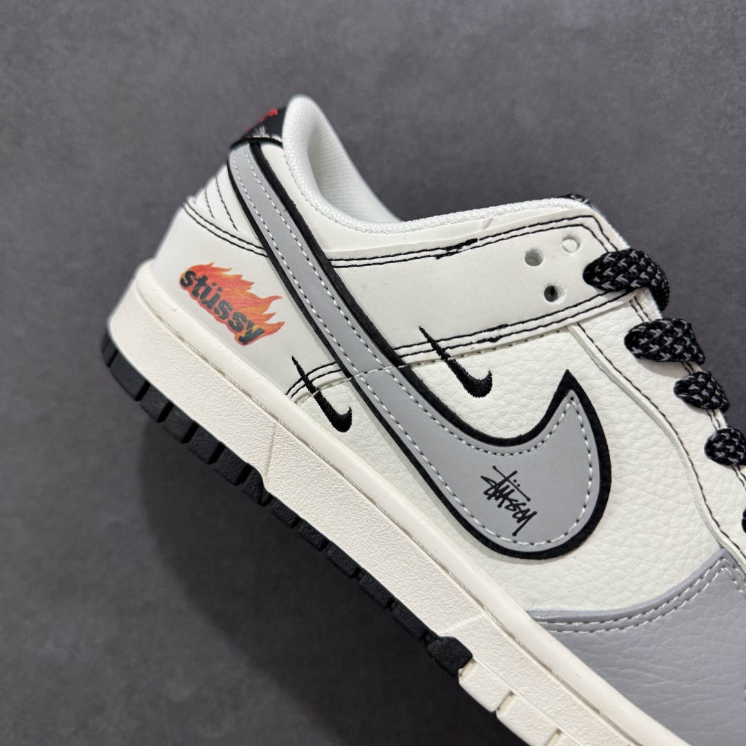定制版Nike SB Dunk Low 斯图西联名 双拼黑灰 周年高端定制 低帮休闲板鞋 ZH2598-227