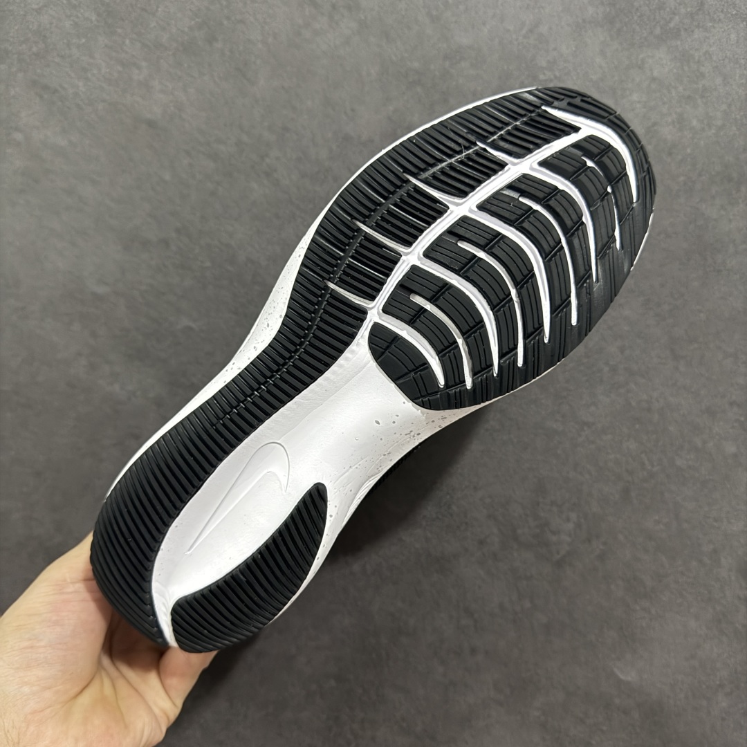 200 Nike Gore-Tex 系列轻盈跑鞋舒适百搭缓震运动老爹鞋 CJ1598-001