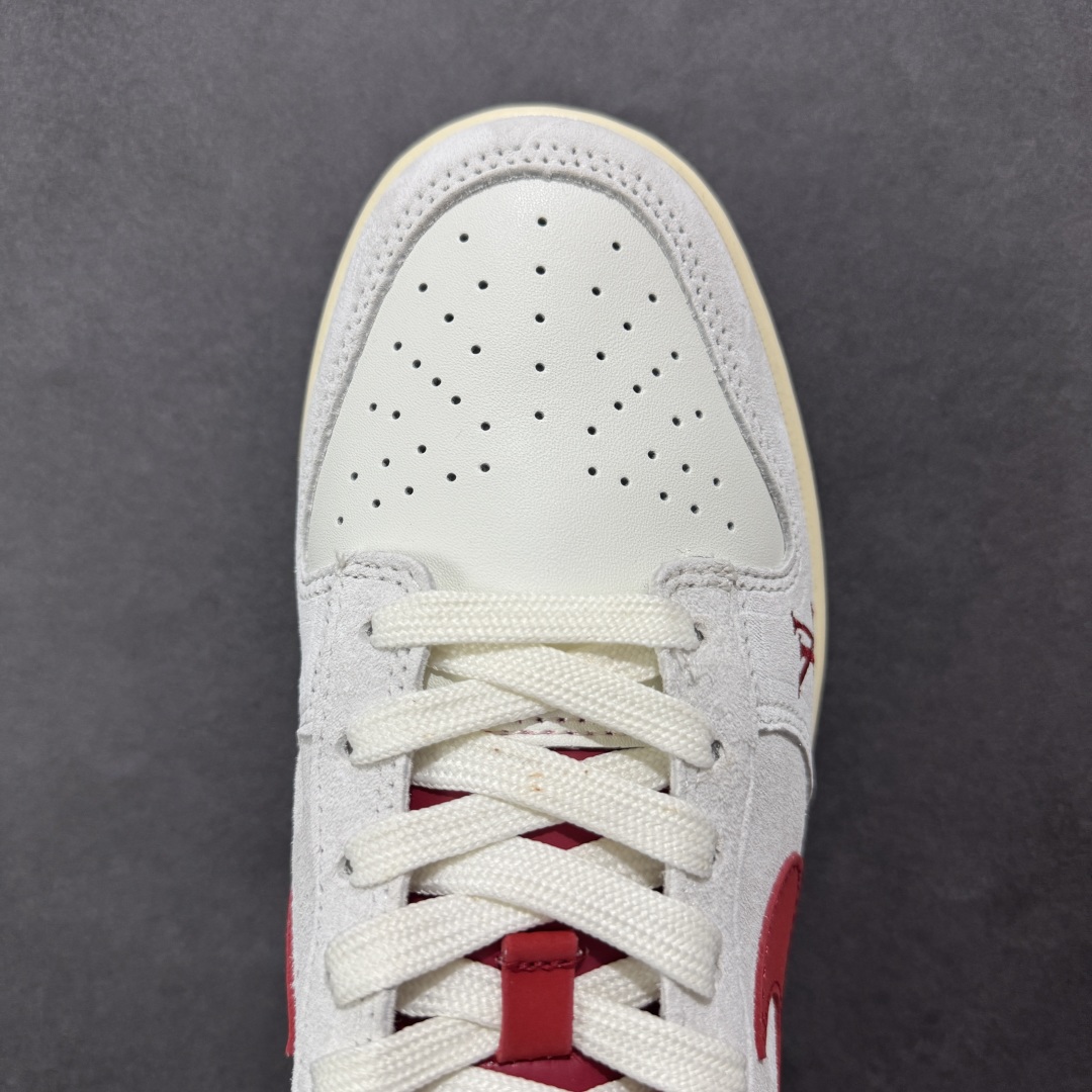 200 定制版Nike SB Dunk Low x LV 米白红勾 QF1568-148