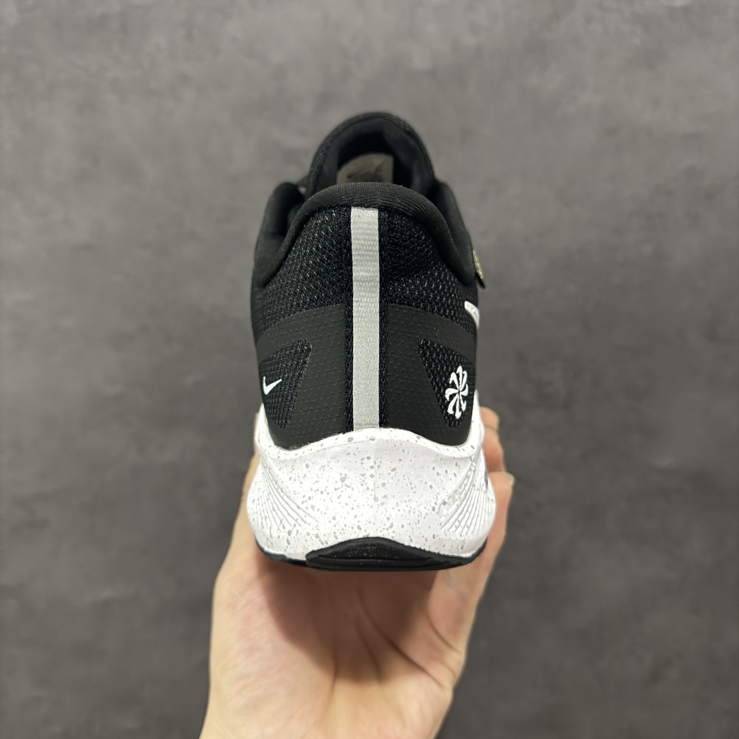 200 Nike Gore-Tex 系列轻盈跑鞋舒适百搭缓震运动老爹鞋 CJ1598-001