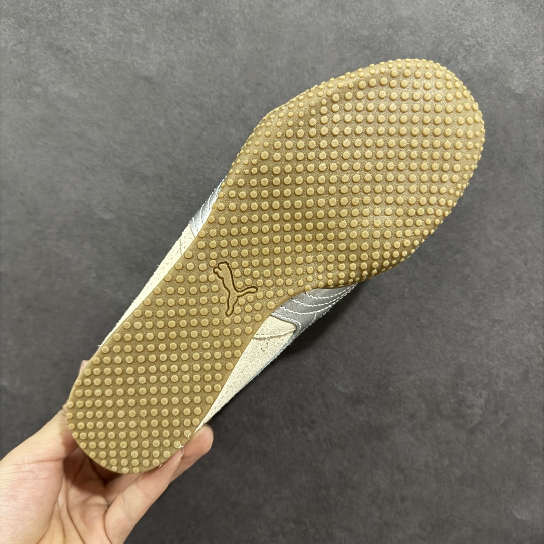 160 Puma Palermo 防滑耐磨低帮德训板鞋 孔眼底座和脚趾凸起由绒面革材料制成 402980-02