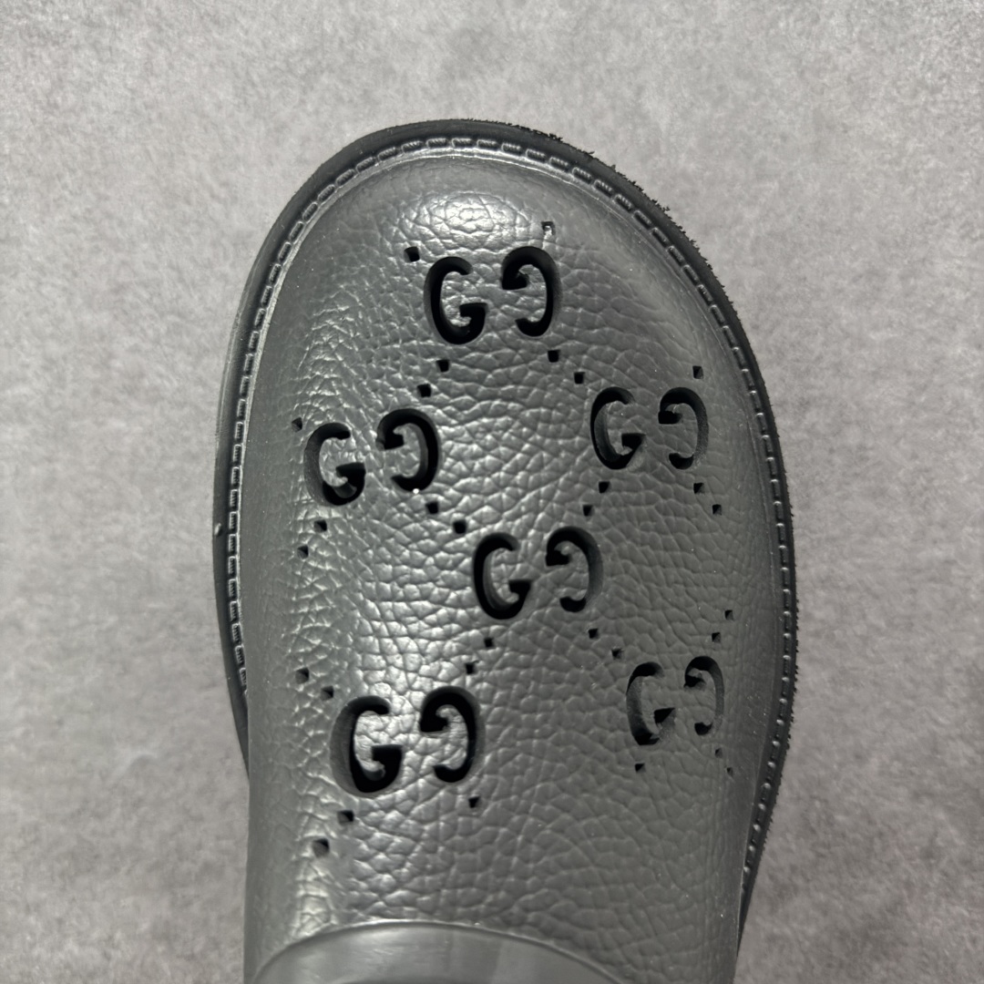 200 广东纯原版Gucci 春夏款 洞洞拖鞋 百搭情侣款 丑萌丑萌镂空洞洞鞋
