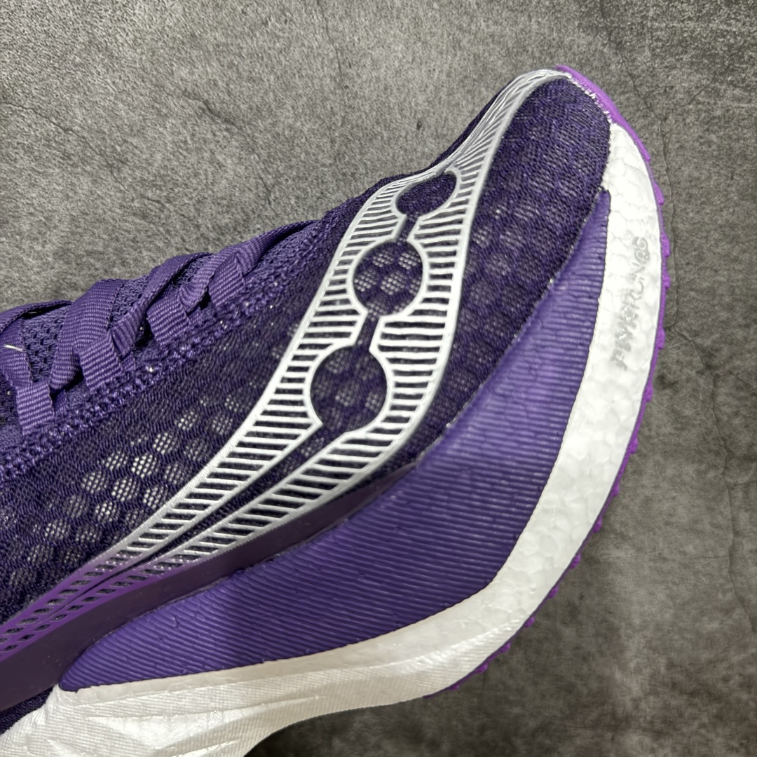  
SAUCONY索康尼 ENDORPHIN PRO4系列 男女低帮缓震跑步鞋 
索康尼推出的跑鞋是一款
