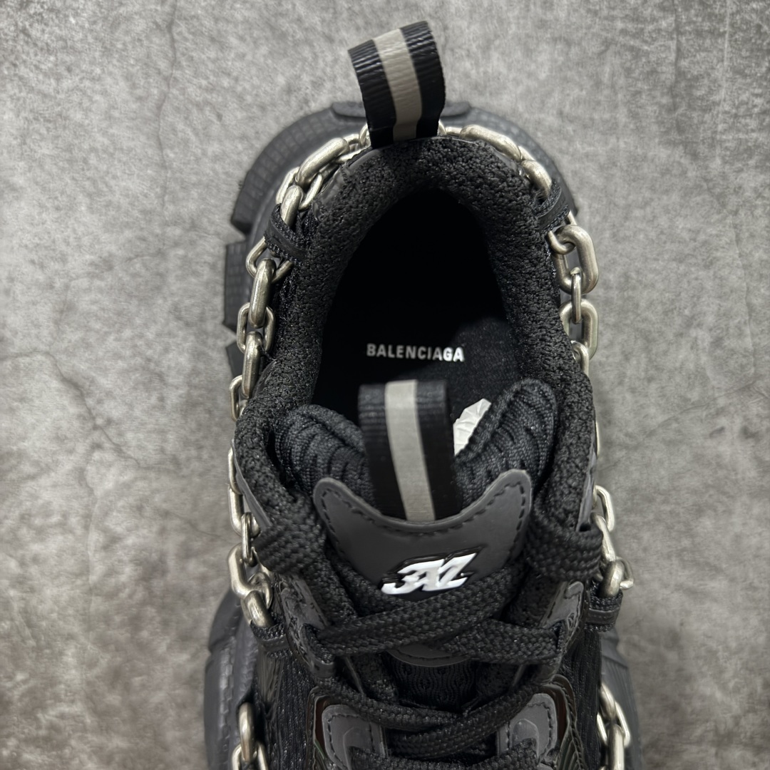 图片[8]-【VG零售版】BALENCIAGA 3XL Sneakers 巴黎世家十代网布系带低帮走秀复古老爹鞋 锁链⛓️绑带款 全套原纸板楦头开发 最原汁原味的灵魂版型 全鞋荧光划线卡点 胶水把控整洁度追求极致完美 每一双都是工艺品 多重QC质检 超越公司货的品控标准 实实在在的免检产品 原盒原配 正确字体电绣 粗细、位置、大小正确 侧边TPU 透气孔匹配意产原版 正确分离大底 TPU软底 原版一致大底LOGO 立体感十足 原厂皮料水洗做旧 采购原厂网纱 不含皮革 网布材料和聚氨酯 磨损效果 鞋头边缘和后帮 Balenciaga 徽标 鞋面和后跟凸印尺码 鞋舌 3XL 橡胶品牌标识和反光细节 鞋帮拉袢和鞋舌拉祥 配反光细节 备用鞋带在鞋履前侧 可在穿着前取下 便于不同造型搭配 正常尺码 尺码：35 36 37 38 39 40 41 42 43 44 45 46-选品中心
