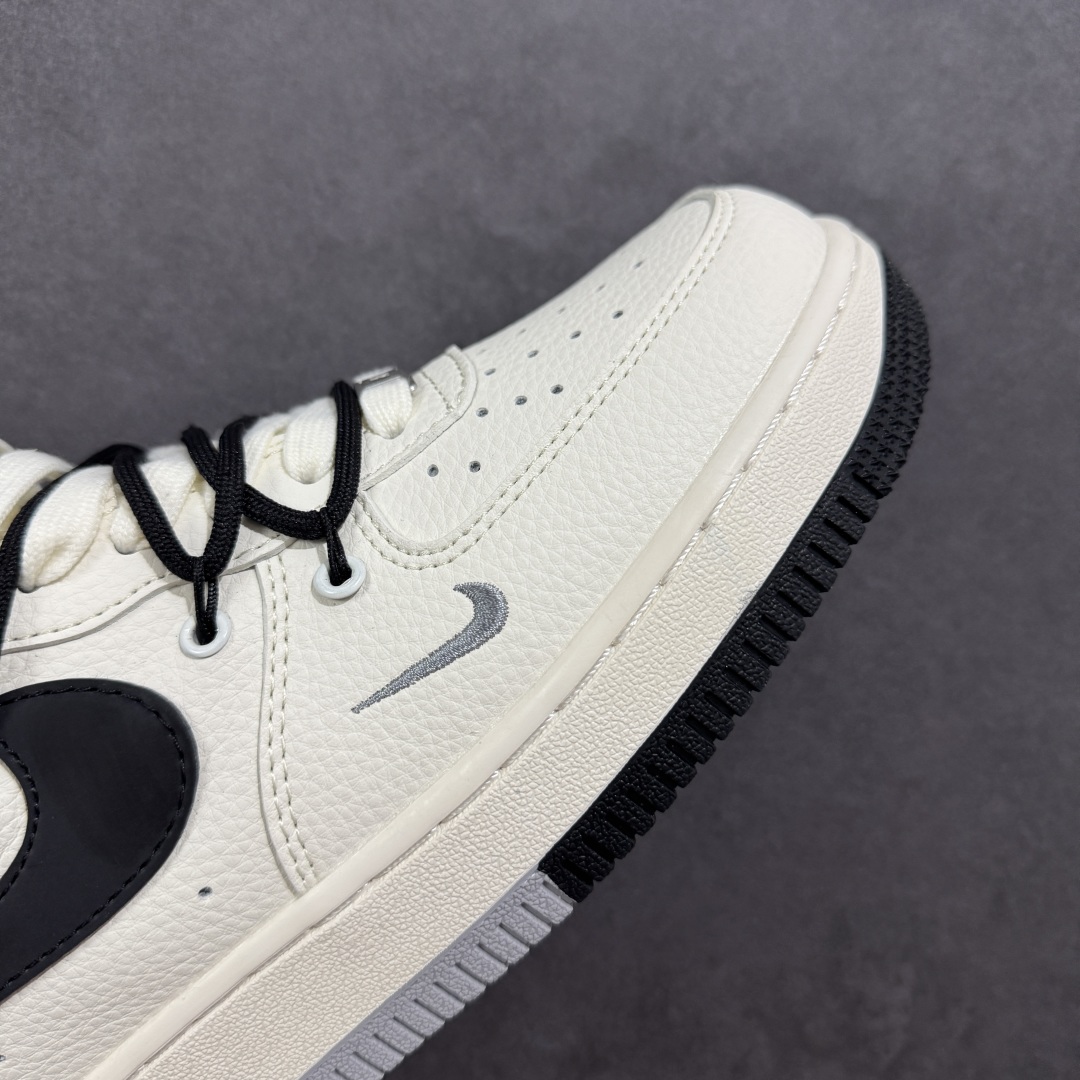  
【定制版】Nike Air Force 1'07 Low Supreme联名 双拼灰黑抽绳 空军一号