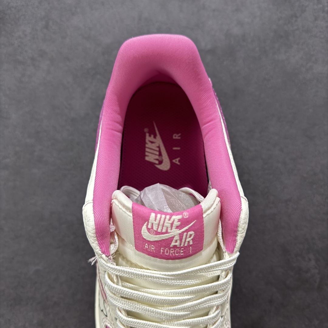  
【定制版】Nike Air Force 1'07 Low 卡通猫联名 粉色卡通猫 空军一号低帮休闲板