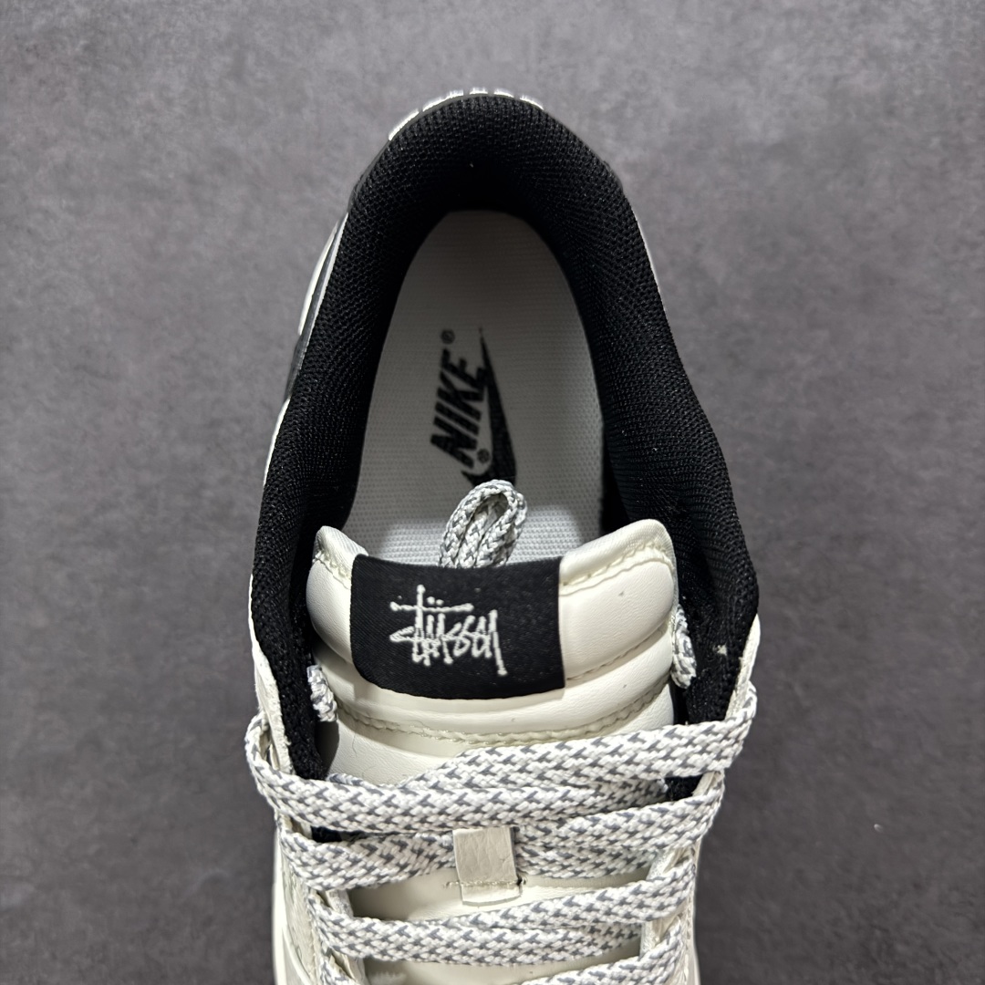  
【定制版】Nike SB Dunk Low 斯图西联名 立体黑勾 周年高端定制 低帮休闲板鞋 XS6