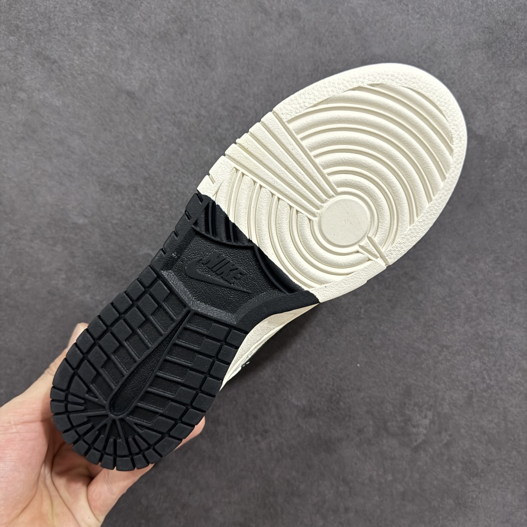  
【定制版】Nike SB Dunk Low 斯图西联名 立体黑勾 周年高端定制 低帮休闲板鞋 XS6