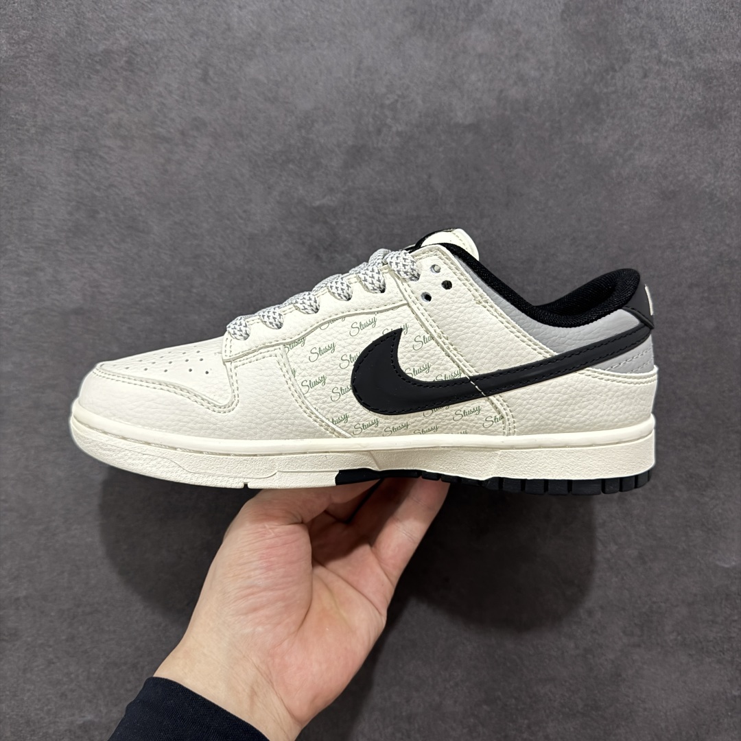  
【定制版】Nike SB Dunk Low 斯图西联名 立体黑勾 周年高端定制 低帮休闲板鞋 XS6
