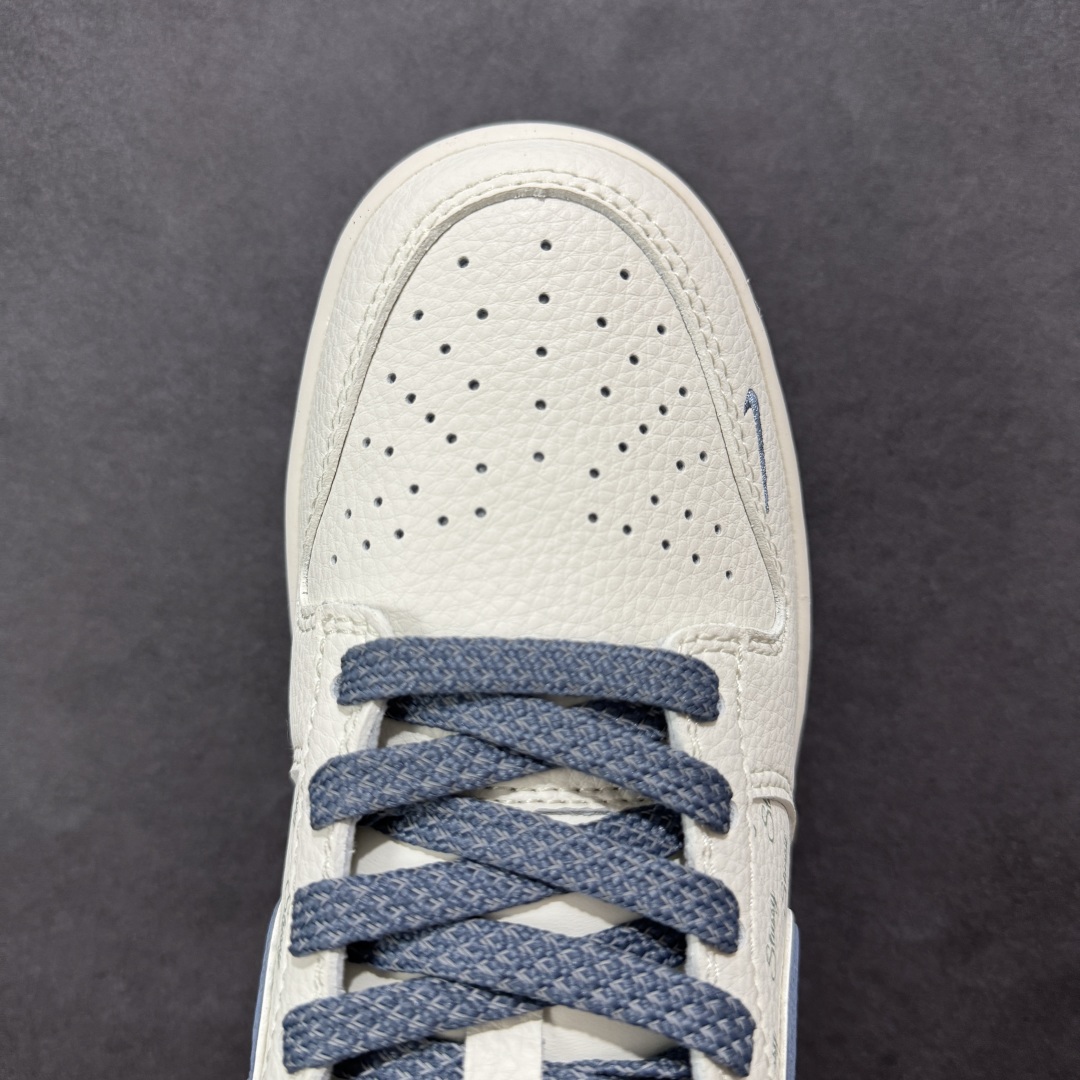  
【定制版】Nike SB Dunk Low 斯图西联名 浅蓝棕 周年高端定制 低帮休闲板鞋 ZH25