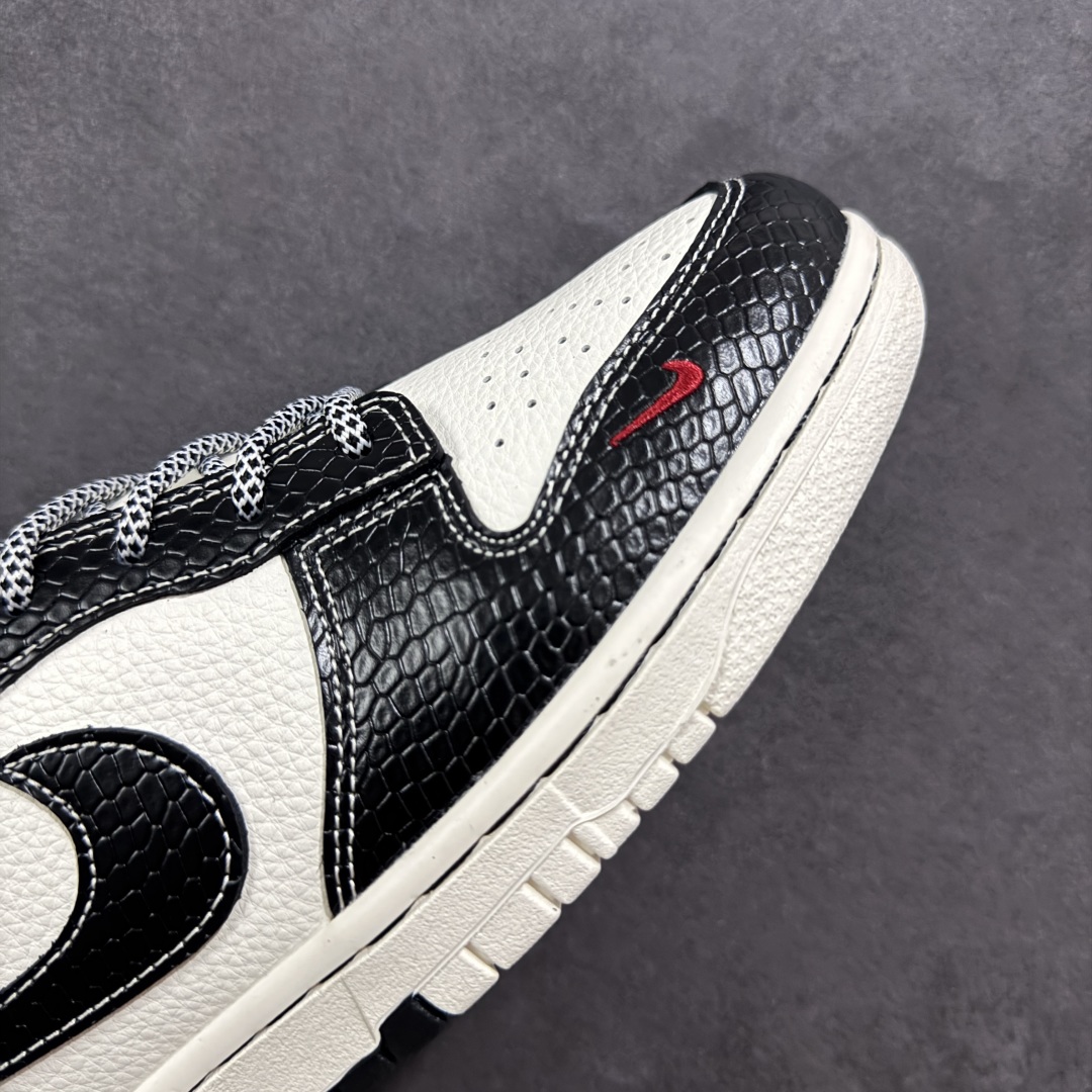  
【定制版】Nike SB Dunk Low 蛇年系列 黑鳞黑勾 周年高端定制 低帮休闲板鞋 YX50