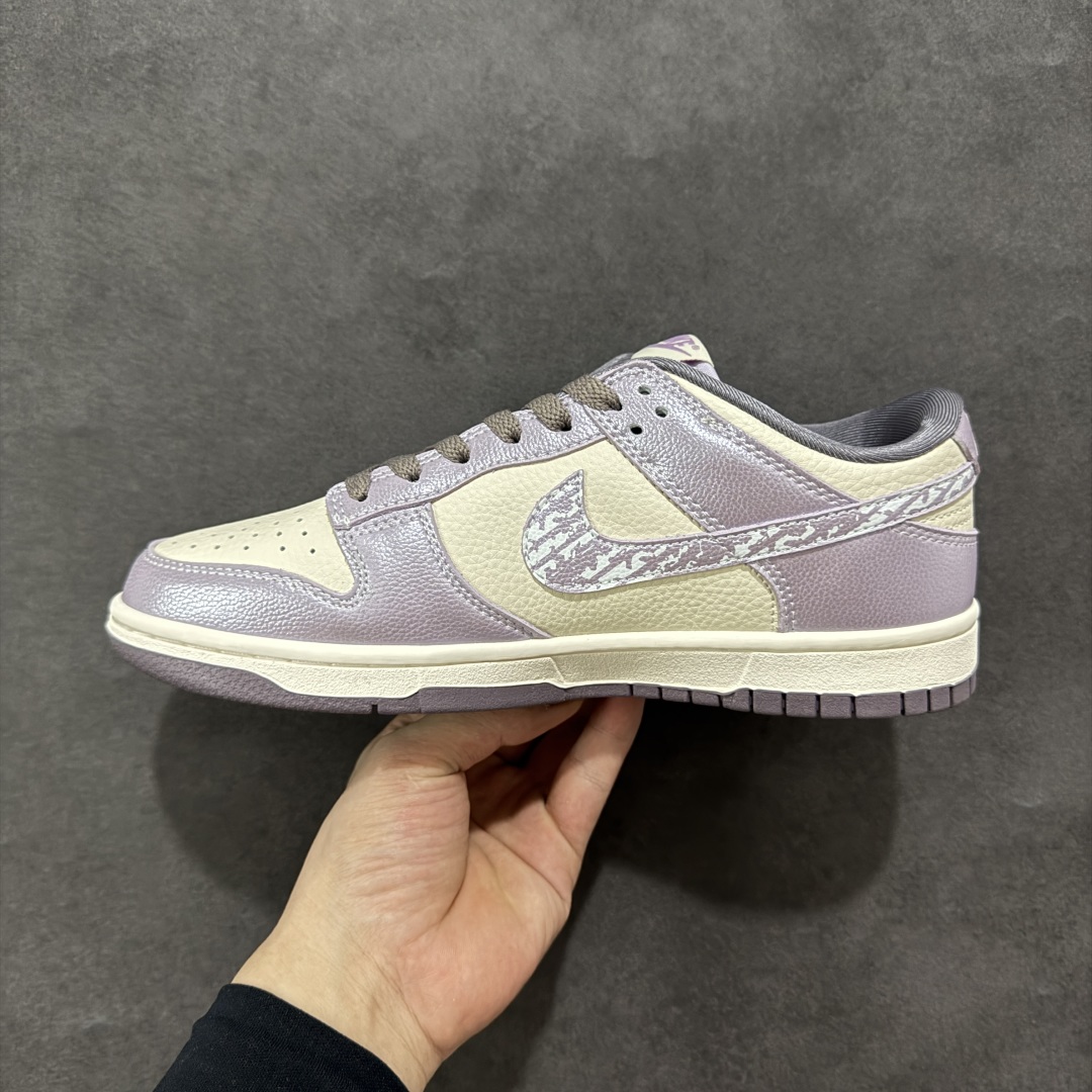  
【定制版】Nike SB Dunk Low 北面系列 亮面紫勾 周年高端定制 低帮休闲板鞋 KK13