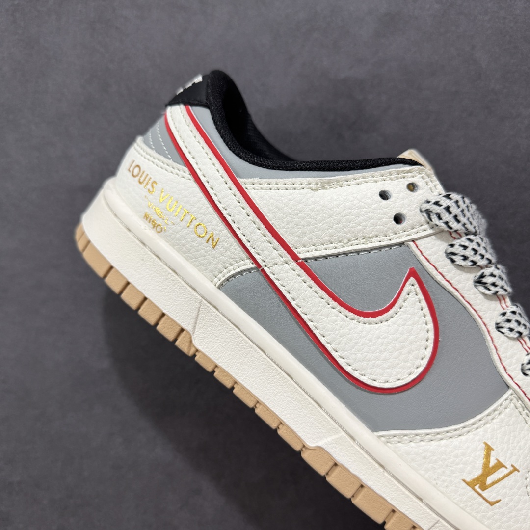  
【定制版】Nike SB Dunk Low“LV联名——米白灰棕” 高端定制 低帮休闲板鞋 
定制鞋