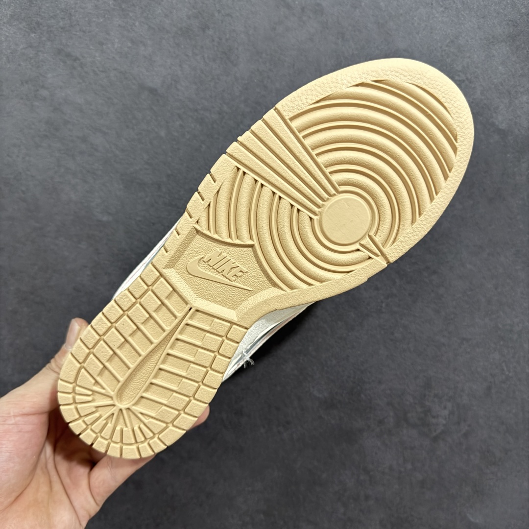  
【定制版】Nike SB Dunk Low“LV联名——米白灰棕” 高端定制 低帮休闲板鞋 
定制鞋