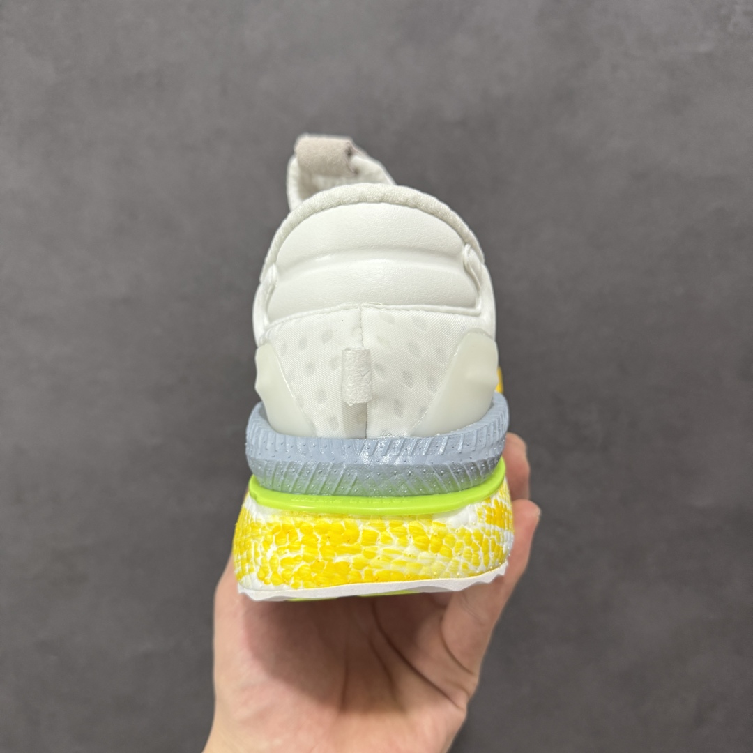  
Adidas X_PLRBOOST 全新爆米花针织鞋面休闲运动慢跑鞋

此款依旧采用了针织鞋面的设计