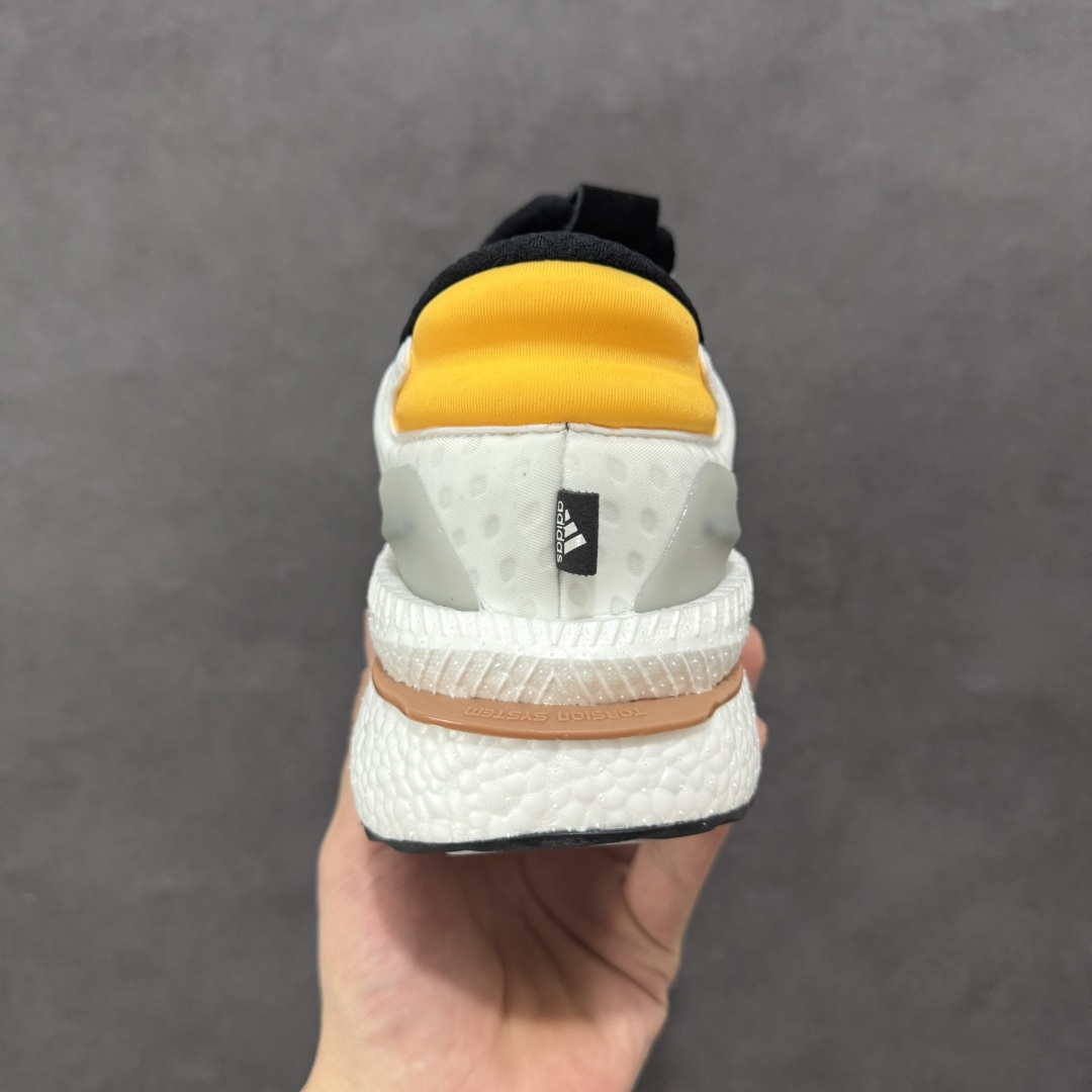  
Adidas X_PLRBOOST 全新爆米花针织鞋面休闲运动慢跑鞋

此款依旧采用了针织鞋面的设计