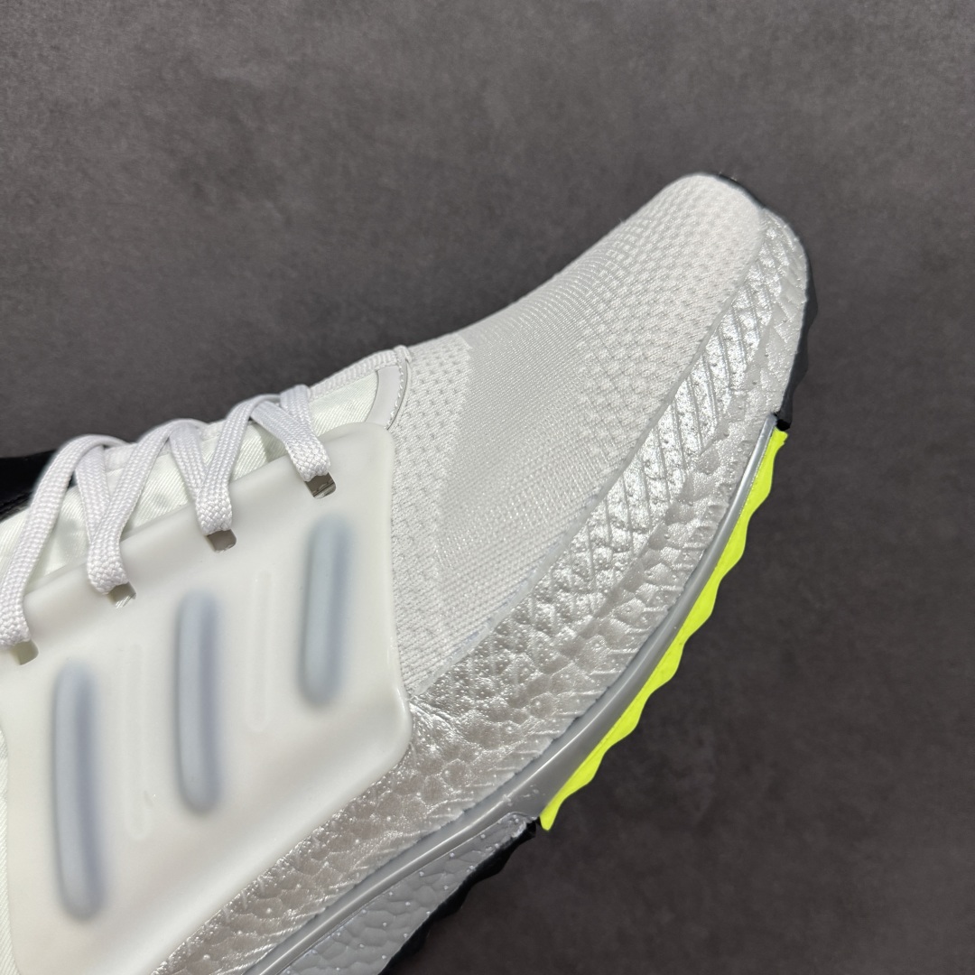  
Adidas X_PLRBOOST 全新爆米花针织鞋面休闲运动慢跑鞋

此款依旧采用了针织鞋面的设计