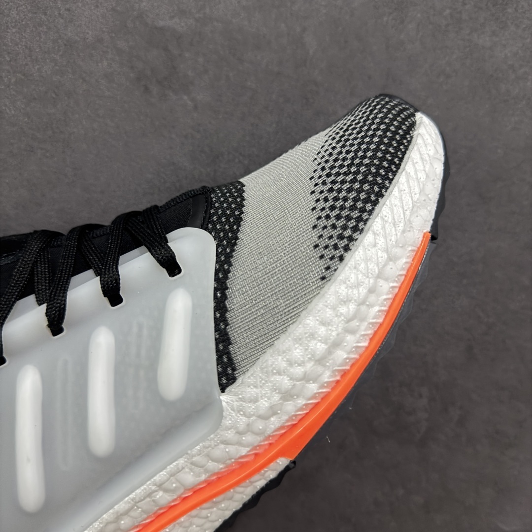  
Adidas X_PLRBOOST 全新爆米花针织鞋面休闲运动慢跑鞋

此款依旧采用了针织鞋面的设计