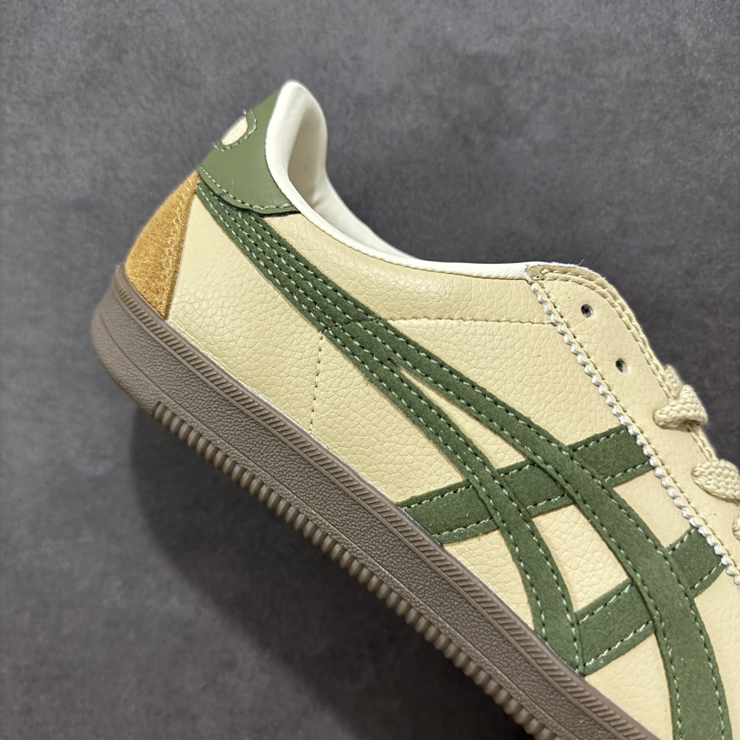 图片[6]-【GQ特价】Asics Onitsuka Tiger Tokuten 亚瑟士鬼冢虎中性复古运动板鞋 轻盈舒适 时尚与复古与一体 轻盈的款式 适合夏天~简单的设定配合修长的线条 全鞋身均以麖皮打造 散发着日本新一代的潮流品味 无论配衬任何造型都能胜任 Tokuten 精神来自80年代的室内用鞋 T-TOE前足补强设计 环状中底底部结构 橡胶大底元素 防滑耐磨的同时保持着鞋子的轻盈 并提供良好牵引力 脚感柔软舒适 长时间行走也不会觉得脚部不适 经典复刻款 休闲百搭 中性款男女都可穿 尺码：36-45-选品中心