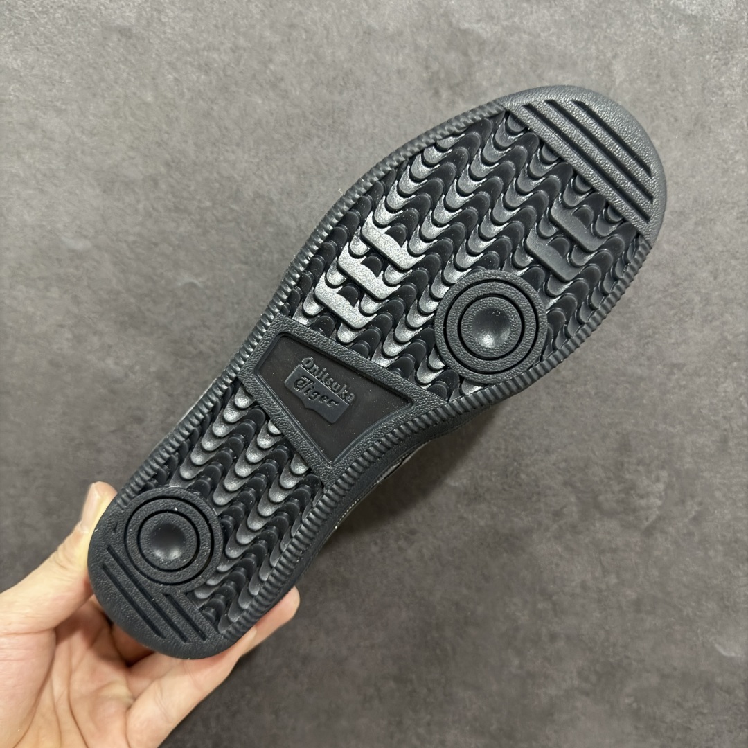 图片[9]-【GQ特价】Asics Onitsuka Tiger Tokuten 亚瑟士鬼冢虎中性复古运动板鞋 轻盈舒适 时尚与复古与一体 轻盈的款式 适合夏天~简单的设定配合修长的线条 全鞋身均以麖皮打造 散发着日本新一代的潮流品味 无论配衬任何造型都能胜任 Tokuten 精神来自80年代的室内用鞋 T-TOE前足补强设计 环状中底底部结构 橡胶大底元素 防滑耐磨的同时保持着鞋子的轻盈 并提供良好牵引力 脚感柔软舒适 长时间行走也不会觉得脚部不适 经典复刻款 休闲百搭 中性款男女都可穿 尺码：36-45-选品中心