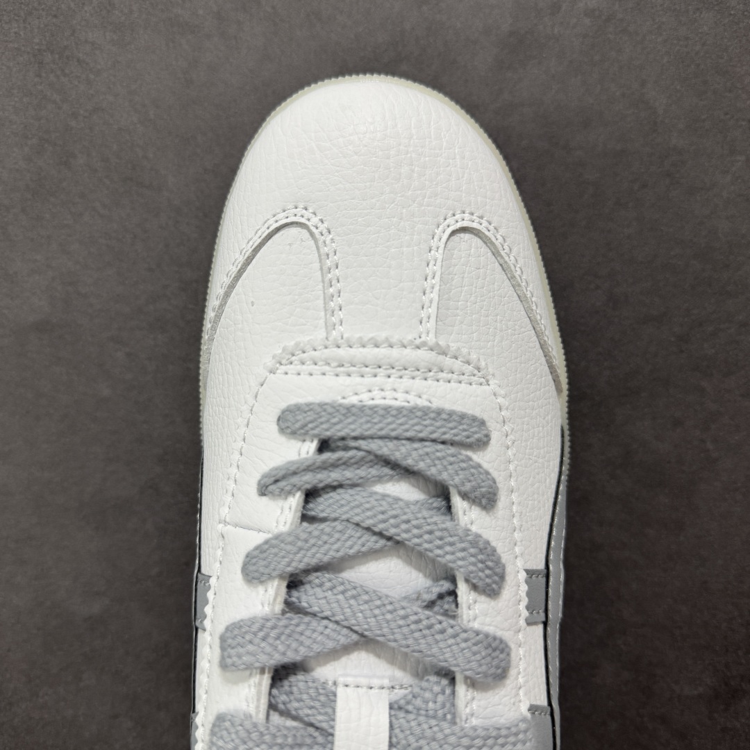 图片[8]-【GQ特价】Asics Onitsuka Tiger Tokuten 亚瑟士鬼冢虎中性复古运动板鞋 轻盈舒适 时尚与复古与一体 轻盈的款式 适合夏天~简单的设定配合修长的线条 全鞋身均以麖皮打造 散发着日本新一代的潮流品味 无论配衬任何造型都能胜任 Tokuten 精神来自80年代的室内用鞋 T-TOE前足补强设计 环状中底底部结构 橡胶大底元素 防滑耐磨的同时保持着鞋子的轻盈 并提供良好牵引力 脚感柔软舒适 长时间行走也不会觉得脚部不适 经典复刻款 休闲百搭 中性款男女都可穿 尺码：36-45-选品中心