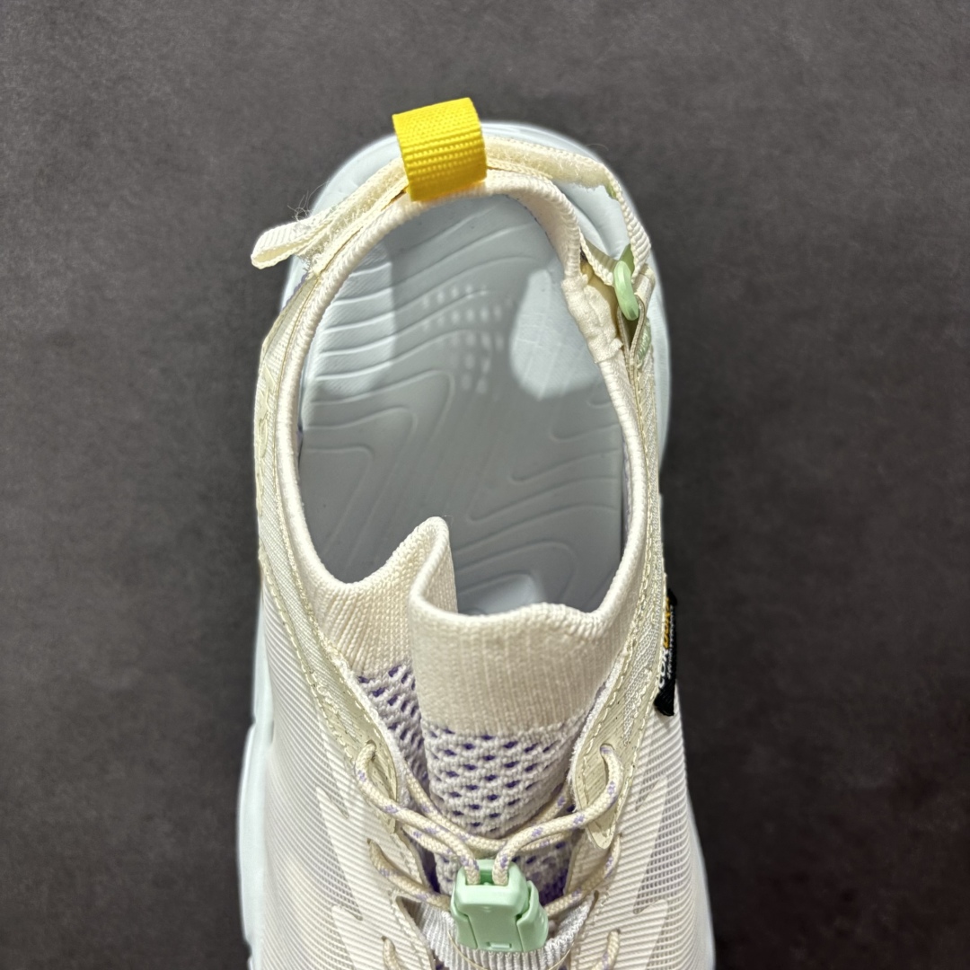  
Hoka W Hopara 2 霍帕拉系列水路两用溯溪涉水休闲户外露营凉鞋 作为先锋品牌的 HOKA