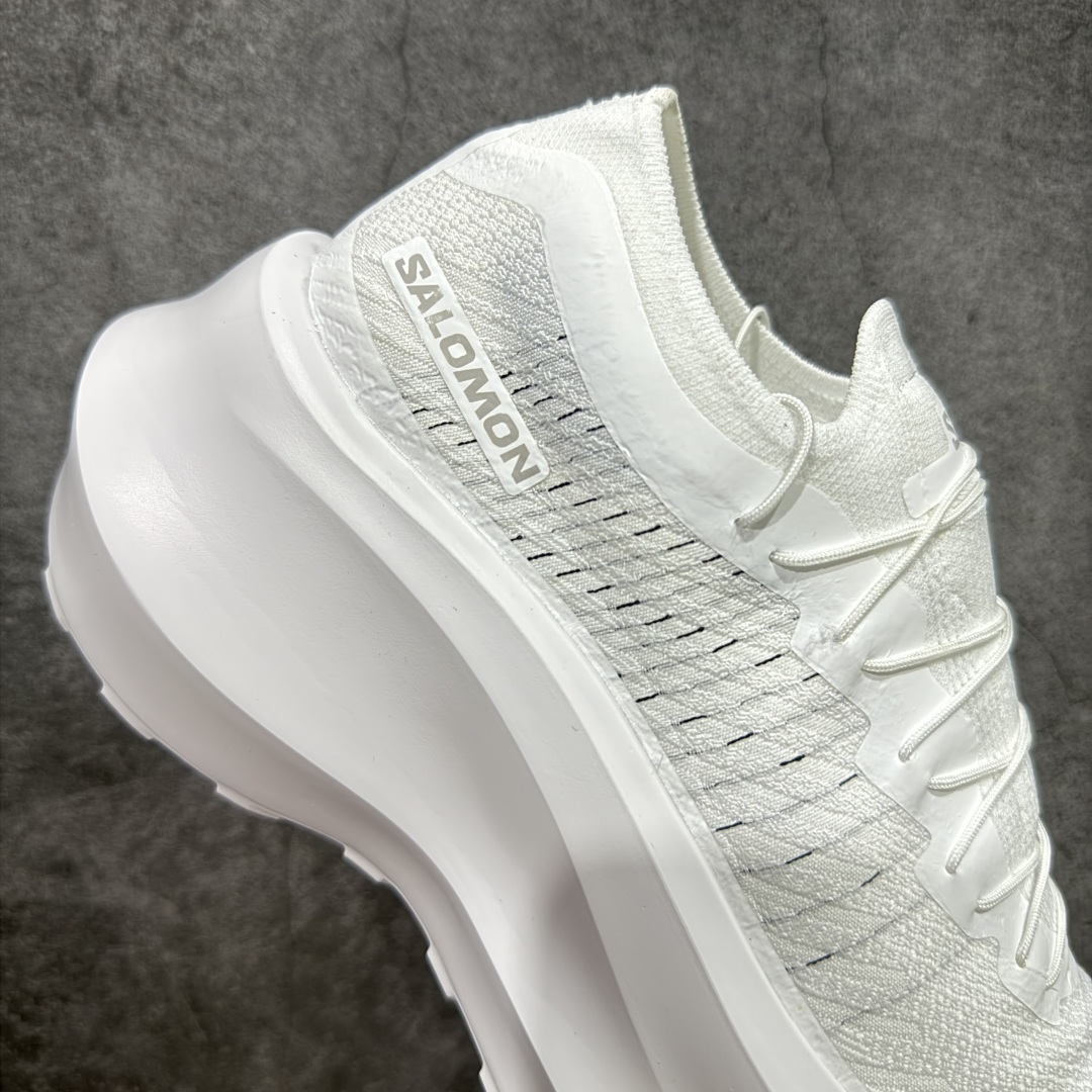 图片[7]-【莞产礼盒版】CDG x Salomon 萨洛蒙 联名款XT-6 系列 厚底 休闲 运动鞋 原版购入开发 做货 独立私模 原材料打造 一比一原版细节 延续品牌设计基因，融合简约的设计和实用的技术性 联名鞋款依旧是黑白简约配色，鞋身上的品牌字样也体现出极简主义的设计风格 搭配Contagrip 橡胶厚底鞋底设计，重新演绎的鞋面部分则以Pulsar Advanced袜套式轮廓替换了之前抽绳鞋带 并饰有网眼、抗撕裂材质鞋面、防水胶条以及尼龙拉环等细节 面料： 原版定制进口科技面料 内里： 原版进口透气网里 大底： 原版开模超轻发泡材质 底厚： 6.5CM 尺码：34-40（34 40订做不退换）-选品中心