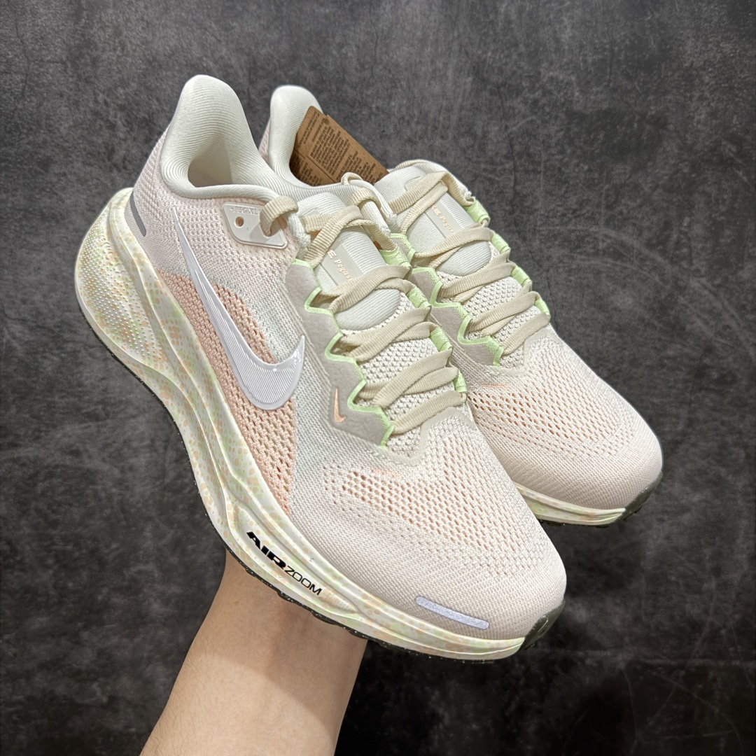 图片[5]-【XE纯原】Nike Air Zoom Pegasus 41 登月41代超级飞马系列马拉松跑步鞋 FD2722-100 平台专供 充正品质 之前未流通市场版本 内里嵌入定型海绵 中底搭载前Zoom+全掌React配置 全部原鞋开发打造 所有细节全部同步原版 全新一代拥有 Zoom Air 一如既往的稳定感和流畅感 鞋面采用工程网眼设计 为特定高热区域营造出色透气性 进一步增加鞋面的穿孔数量 让足部能够快速散热 中足搭配 Flywire 飞线 在高速运动时营造舒适稳定的贴合感 内置Zoon气垫加持 动力十足！ 尺码： 36 36.5 37.5 38 38.5 39 40 40.5 41 42 42.5 43 44 44.5 45 46-选品中心