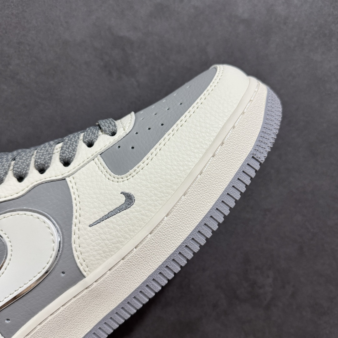 图片[5]-【定制版】海外限量发售！公司级NIke Air Force 1 \’07 Low “Supreme联名——米灰亮边”空军一号 低帮 运动鞋 休闲鞋 折边针车 工艺难度大 原楦头原纸板 原装鞋盒 定制五金配件 内置全掌气垫 原厂鞋底 货号：HH7518-058 尺码：36 36.5 37.5 38 38.5 39 40 40.5 41 42 42.5 43 44 44.5 45-选品中心