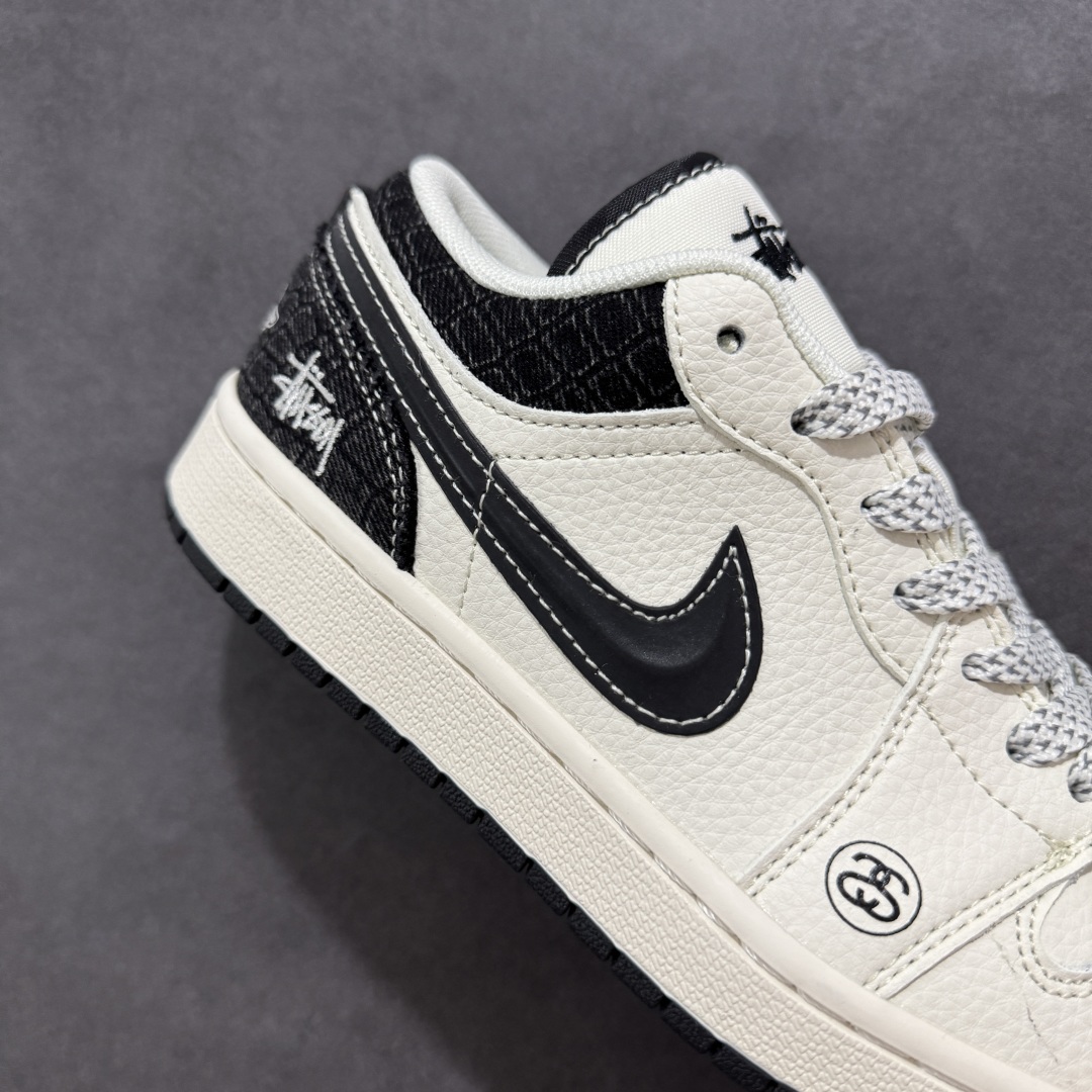 图片[6]-【定制版】Air Jordan 1 Low AJ1 乔1 斯图西 米黑帆布 高端定制 低帮复古篮球鞋 XS6086-561  #定制鞋盒 大厂纯原品质出货 超高清洁度 皮料切割干净无任何毛边 细节完美   尺码：36 36.5 37.5 38 36.5 39 40 40.5 41 42 42.5 43 44 44.5 45-选品中心