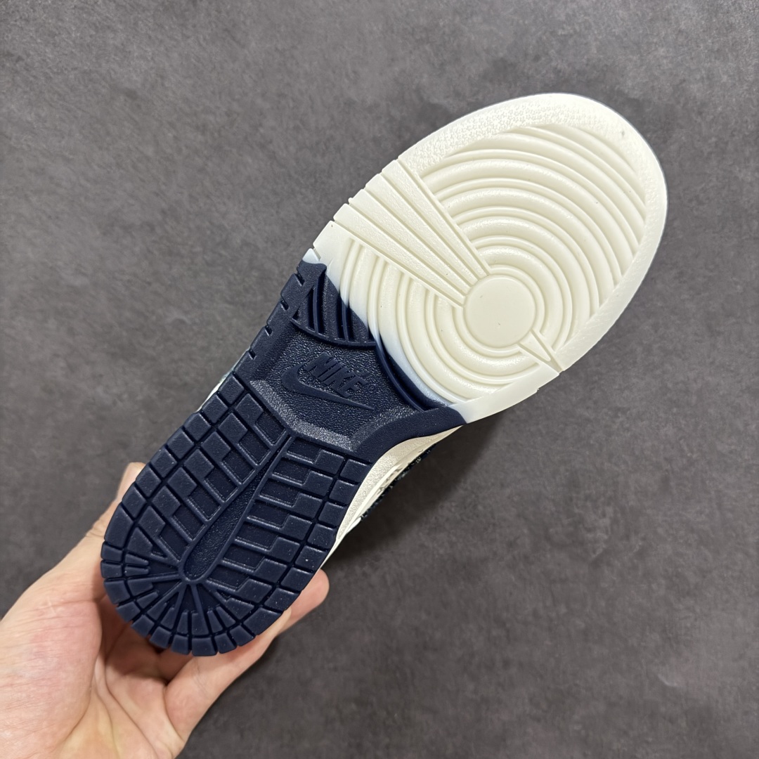 图片[9]-【定制版】Nike SB Dunk Low LV联名 深蓝牛仔 周年高端定制 低帮休闲板鞋 #定制鞋盒 大厂纯原品质出货 超高清洁度 皮料切割干净无任何毛边 细节完美 货号：CH8311-288 尺码：36 36.5 37.5 38 36.5 39 40 40.5 41 42 42.5 43 44 44.5 45-选品中心