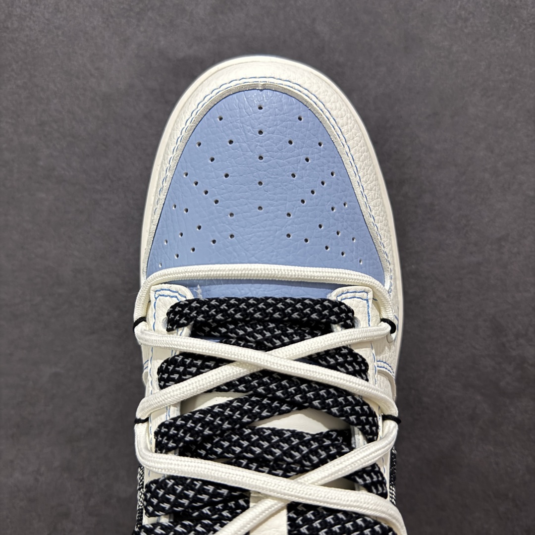 图片[8]-【定制版】Nike SB Dunk Low Sup系列 绑带米兰灰勾 周年高端定制 低帮休闲板鞋 FC1688-219  #定制鞋盒 大厂纯原品质出货 超高清洁度 皮料切割干净无任何毛边 细节完美   尺码：36 36.5 37.5 38 36.5 39 40 40.5 41 42 42.5 43 44 44.5 45-选品中心