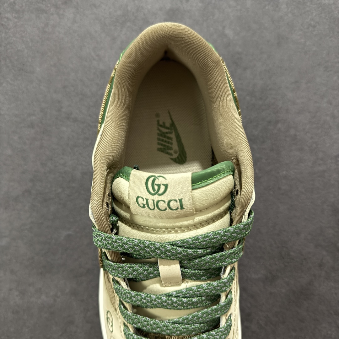 图片[7]-【定制版】Nike SB Dunk Low x GUCCI 棕绿小钩 纯原大厂出品 极力推荐 原装头层材料 独家版型蒸餾加工 帶來的是更好的视觉和脚感体验 大厂纯原品质出货 清洁度 电绣工艺 皮料切割干净无任何毛边 细节完美 货号：XD1588 208 尺码：36 36.5 37.5 38 38.5 39 40 40.5 41 42 42.5 43 44 44.5 45-选品中心
