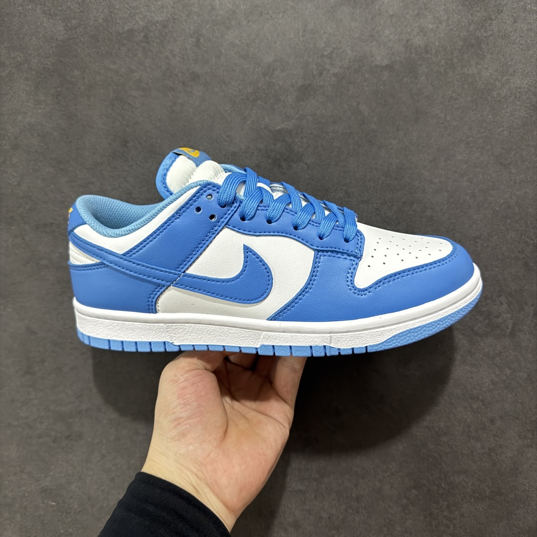 【5A纯原福利】Nike Dunk Low系列 休闲运动板鞋 纯原大厂出品 头层好货 白菜底价 全码福利 一步到位 长期补货 不论零售还是跑量都是极佳选择 全套原楦原模打造完美版型 独家原厂航空铝磨具打磨大底 鞋头坡度极致还原 无解鞋型 原盒原配 原厂冲刀 全鞋零毛边皮料切割 工艺 品质 鞋型 清洁度 都是上等的好货 尺码:35.5 36 37 37.5 38 38.5 39 40 40.5 41 42 42.5 43 44 45 46 47.5 货号:DD1503-100-选品中心