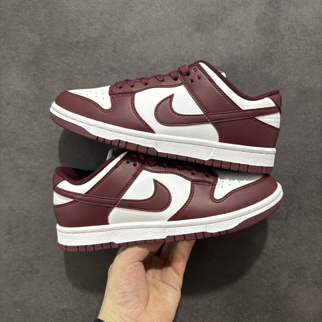 图片[4]-【5A纯原福利】Nike Dunk Low系列 休闲运动板鞋 纯原大厂出品 头层好货 白菜底价 全码福利 一步到位 长期补货 不论零售还是跑量都是极佳选择 全套原楦原模打造完美版型 独家原厂航空铝磨具打磨大底 鞋头坡度极致还原 无解鞋型 原盒原配 原厂冲刀 全鞋零毛边皮料切割 工艺 品质 鞋型 清洁度 都是上等的好货 尺码：35.5 36 37 37.5 38 38.5 39 40 40.5 41 42 42.5 43 44 45 46 47.5 货号：DD1503-107-选品中心