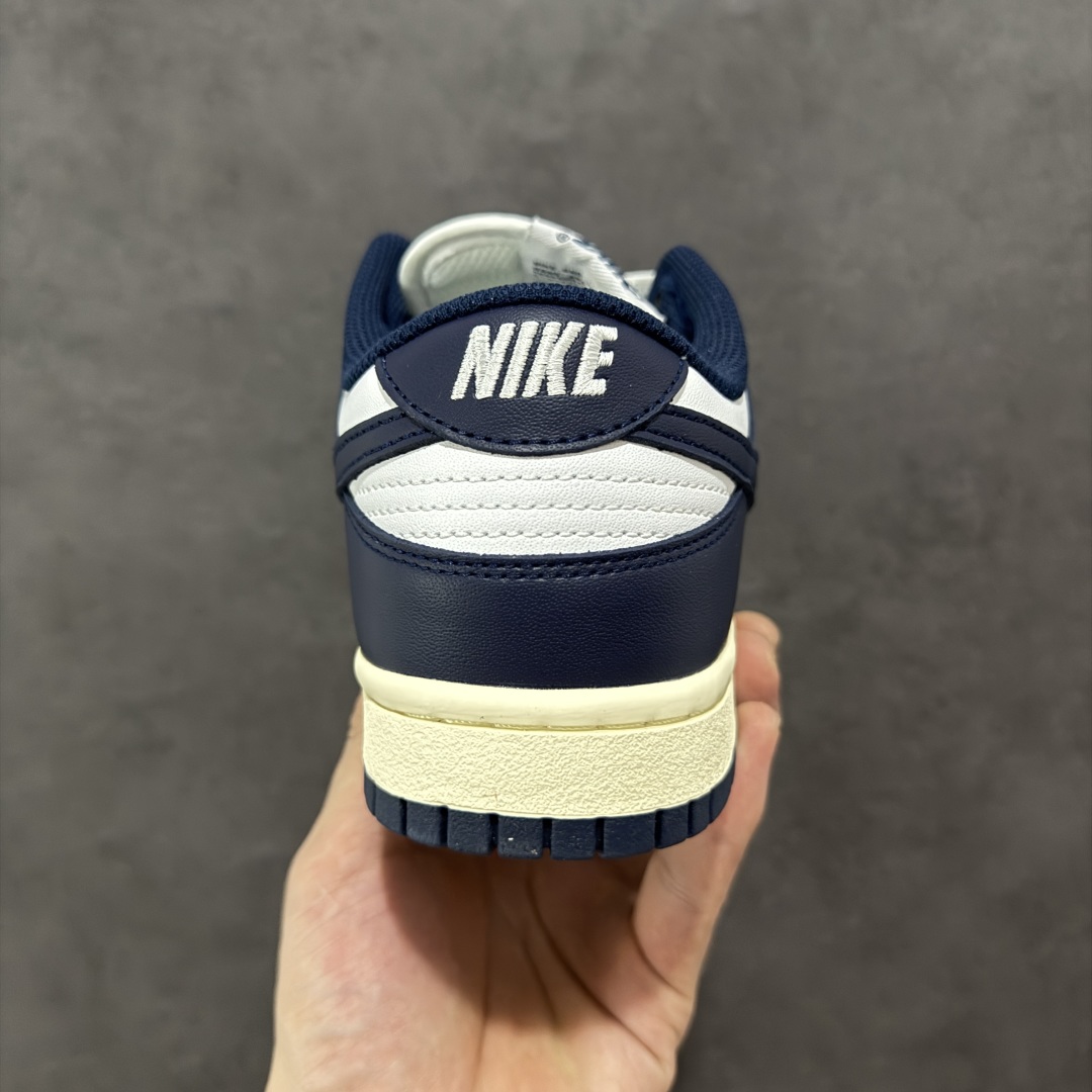 图片[4]-【5A纯原福利】Nike Dunk Low系列 休闲运动板鞋 纯原大厂出品 头层好货 白菜底价 全码福利 一步到位 长期补货 不论零售还是跑量都是极佳选择 全套原楦原模打造完美版型 独家原厂航空铝磨具打磨大底 鞋头坡度极致还原 无解鞋型 原盒原配 原厂冲刀 全鞋零毛边皮料切割 工艺 品质 鞋型 清洁度 都是上等的好货 尺码：35.5 36 37 37.5 38 38.5 39 40 40.5 41 42 42.5 43 44 45 46 47.5 货号：DD1503-115-选品中心