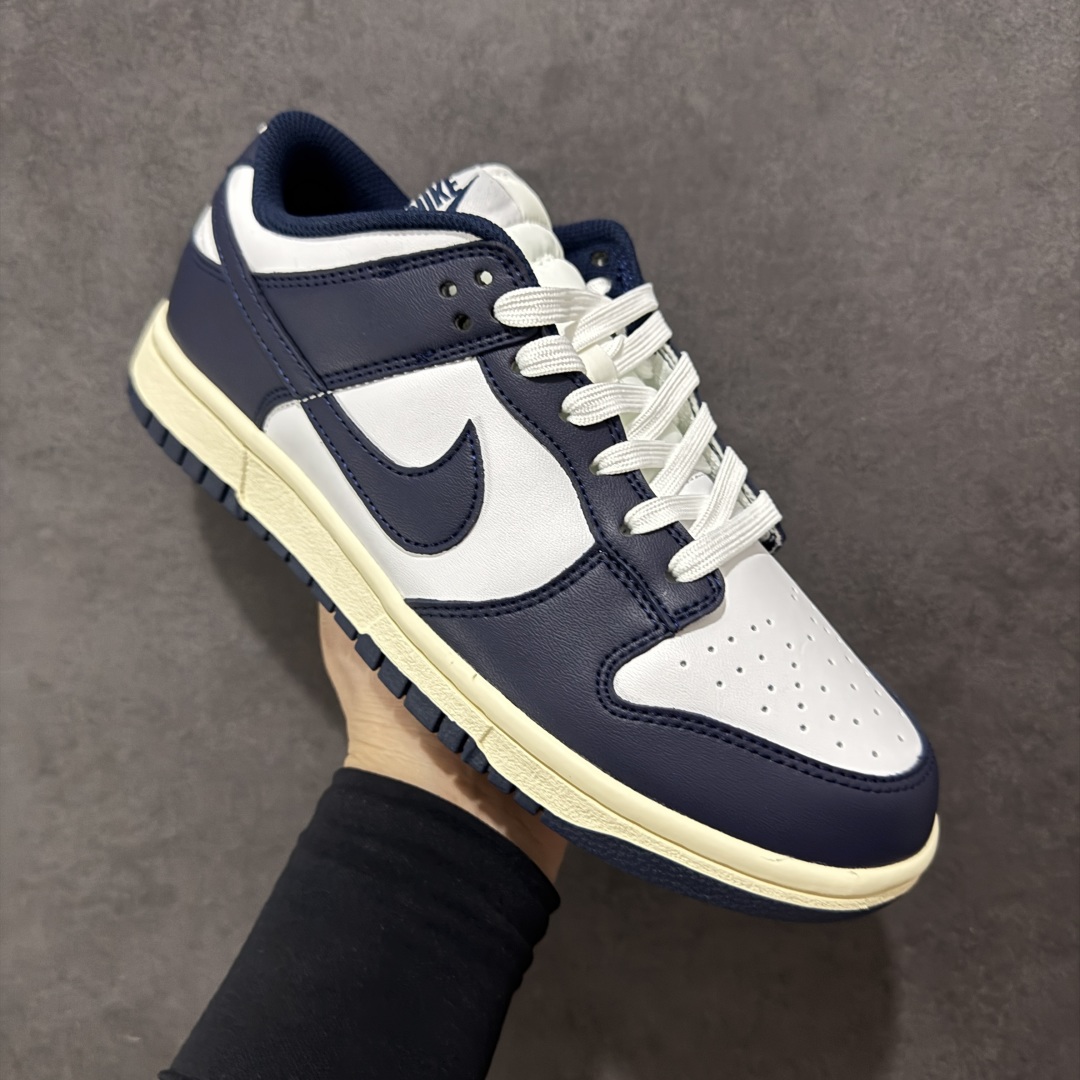 图片[3]-【5A纯原福利】Nike Dunk Low系列 休闲运动板鞋 纯原大厂出品 头层好货 白菜底价 全码福利 一步到位 长期补货 不论零售还是跑量都是极佳选择 全套原楦原模打造完美版型 独家原厂航空铝磨具打磨大底 鞋头坡度极致还原 无解鞋型 原盒原配 原厂冲刀 全鞋零毛边皮料切割 工艺 品质 鞋型 清洁度 都是上等的好货 尺码：35.5 36 37 37.5 38 38.5 39 40 40.5 41 42 42.5 43 44 45 46 47.5 货号：DD1503-115-选品中心